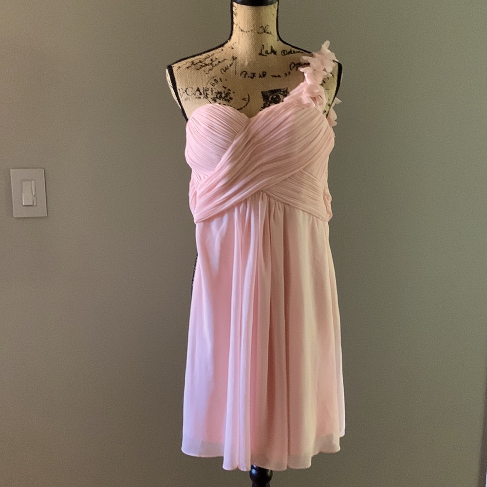 Light pink one shoulder chiffon dress size 4 HOCO